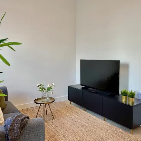 Happy 1 Bedroom 50m2 -ss177h- Appartement Rotterdam